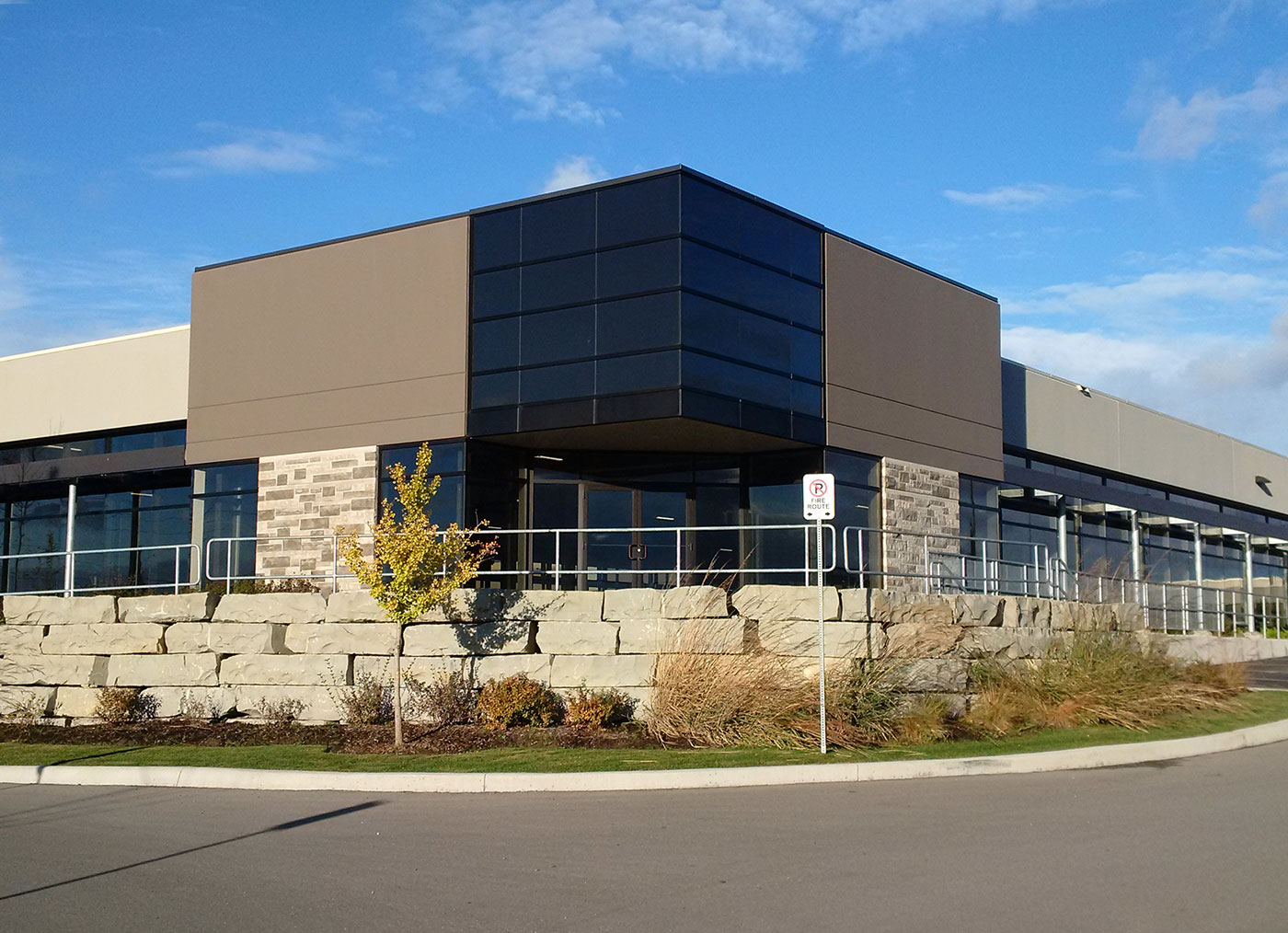 585 MICHIGAN DRIVE - 100% LEASED
